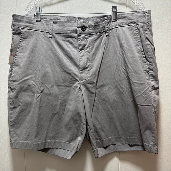Izod Other - IZOD Saltwater Stretch Chino Shorts Mens 40 Grey Cinderblock 9.5 Inseam NEW